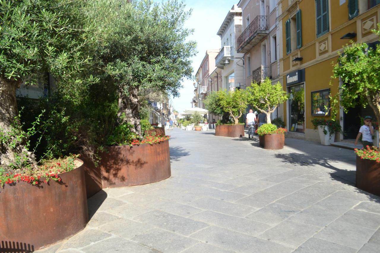 Domo'E Sorres Hotell Olbia Eksteriør bilde
